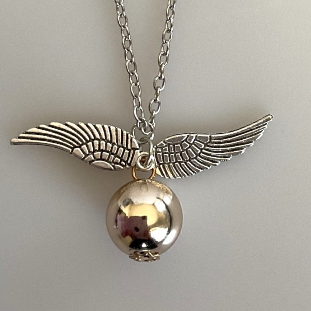 New Golden Snitch Wings Pendant Necklace 20" Link Chain